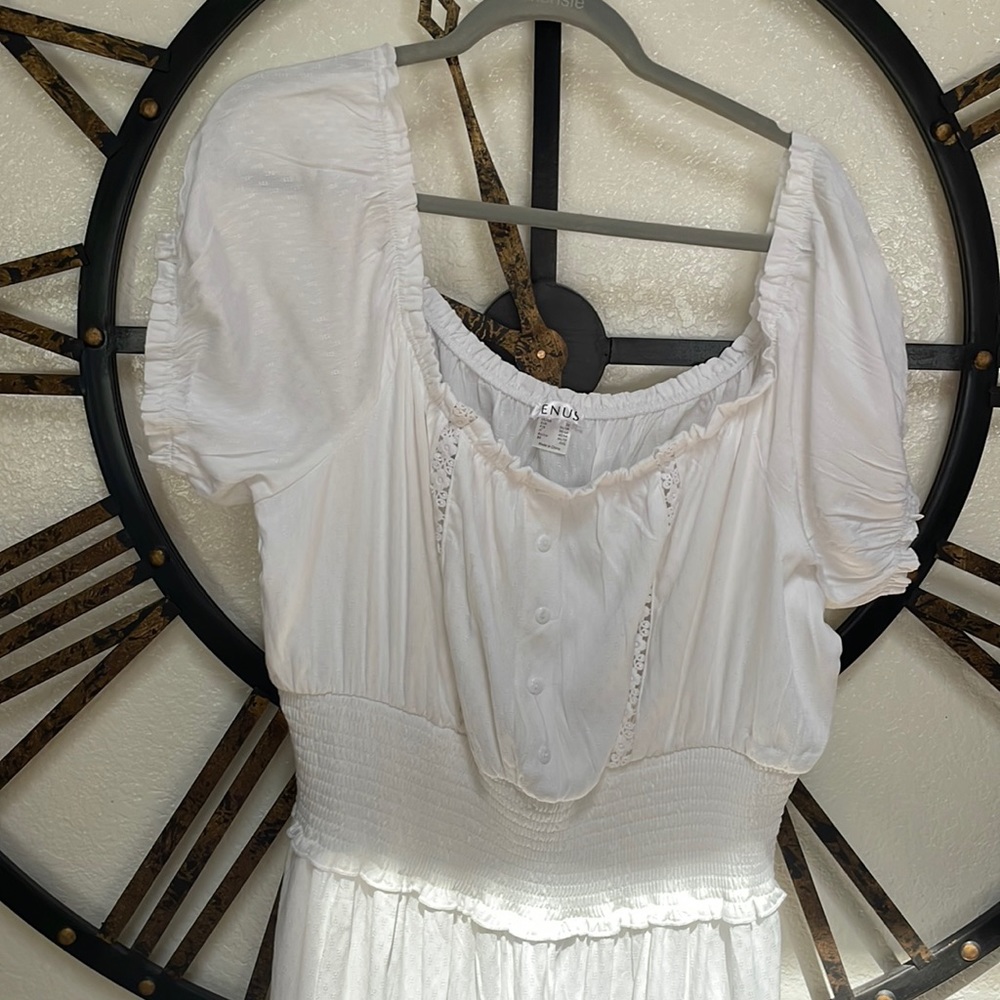 Venus tired dress